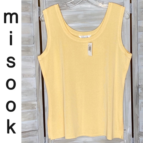 Exclusively Misook Butter Yellow Knit Tank Top Double Scoop Neck Sleeveless NWT